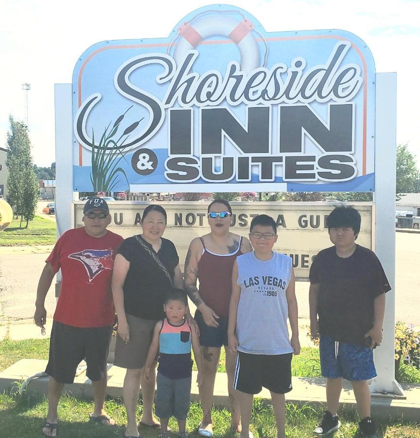 Shoreside Inn & Suites Wabamun Esterno foto